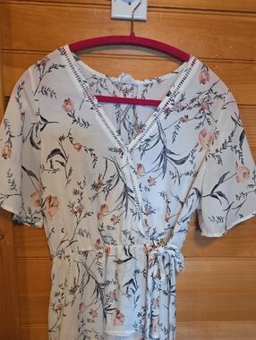 9Sienna Sky Cream Shirt with Pink and Green Floral Print